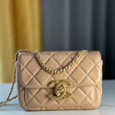 샤넬 24FW 램스킨 미니 플랩 백
