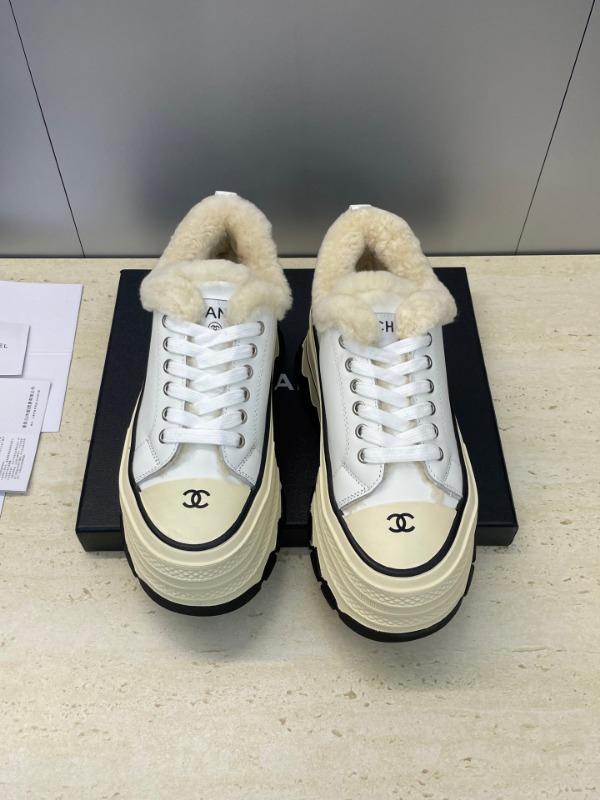 샤넬 25FW 신상 시어링 스니커즈