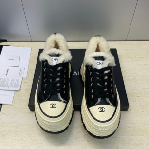 샤넬 25FW 신상 시어링 스니커즈
