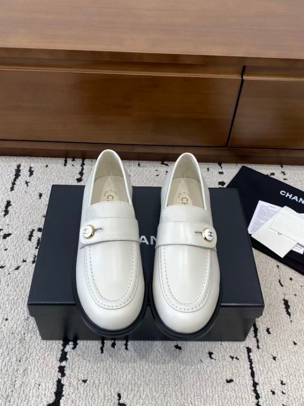 샤넬 25FW 신상 로퍼