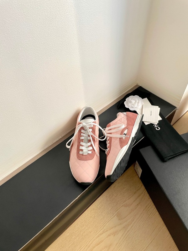 샤넬 퀼팅 스니커즈
