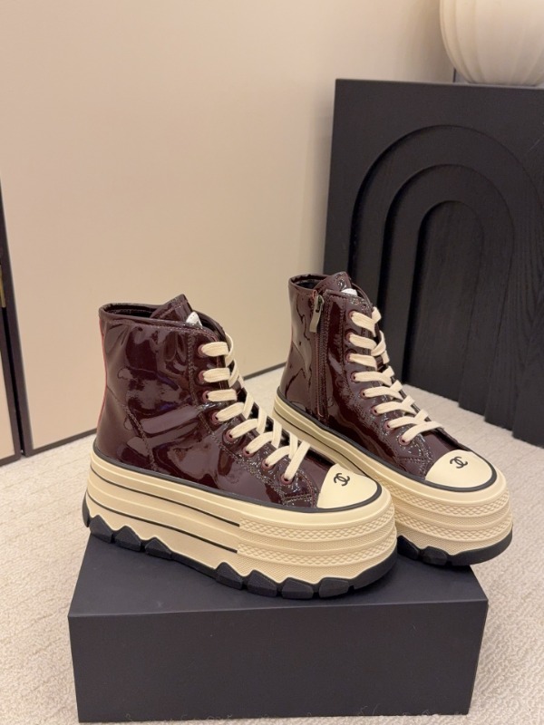 샤넬 F/W 신상 하이탑 스니커즈