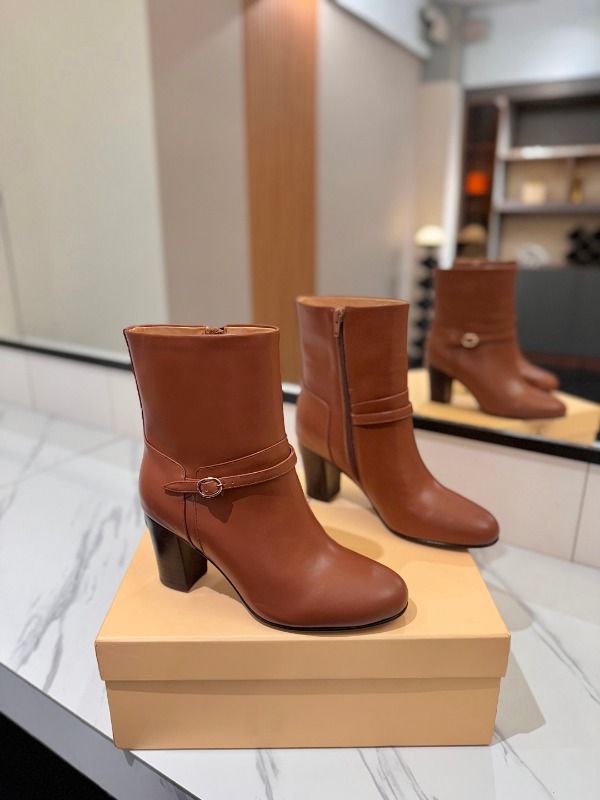 발렌티노 패티 앵클부츠 8cm