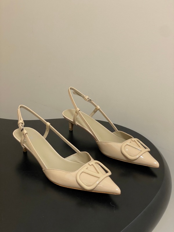 발렌티노 V로고 시그니처 슬링백 4cm