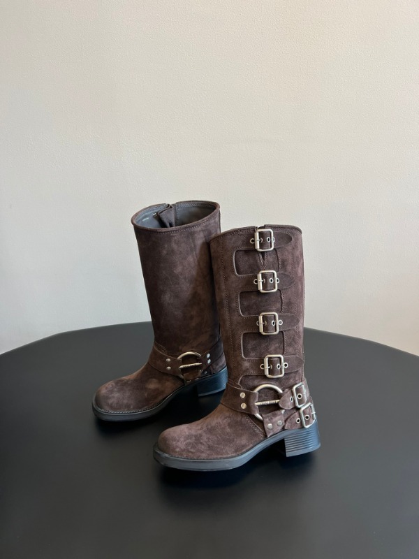 미우미우 F/W 런웨이 바이커 부츠
