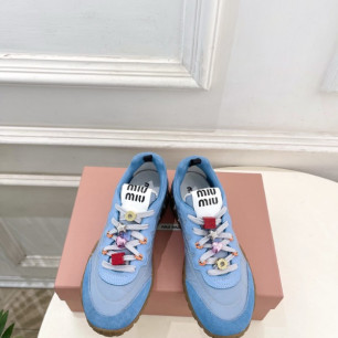 미우미우 26 신상 타이어 테크니컬 스니커즈