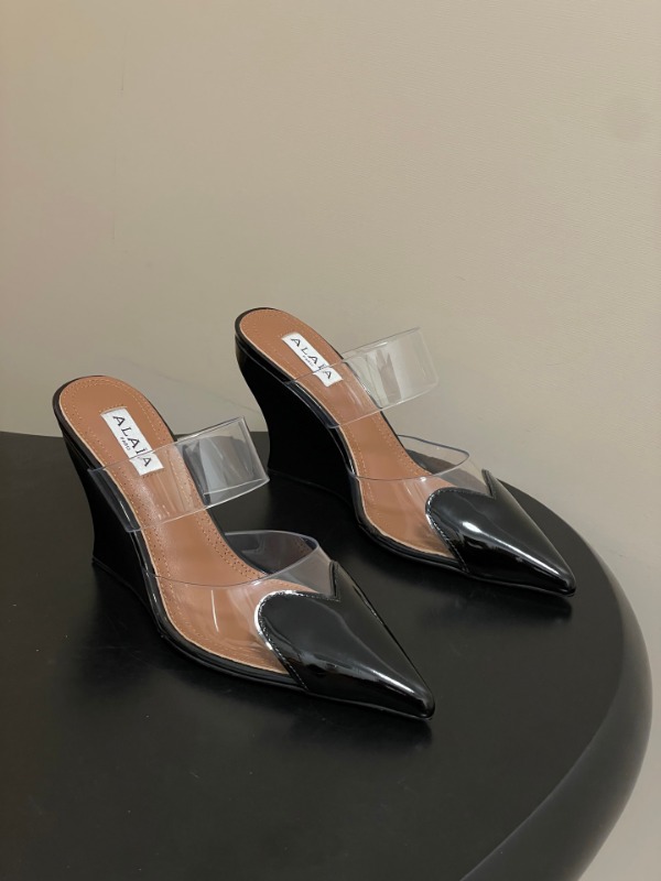알라이아 26SS 신상 웨지 힐 뮬 9cm