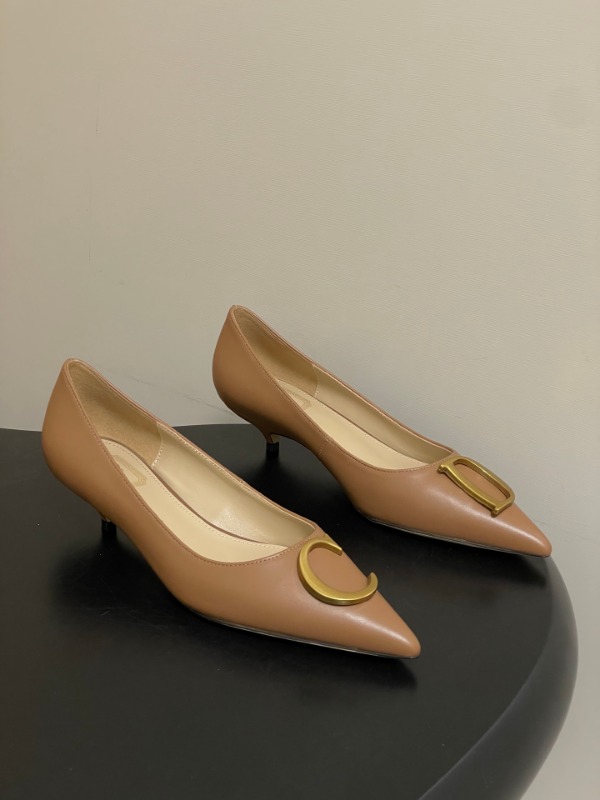 디올 26SS 초봄 런웨이 신상 펌프스 3.5cm