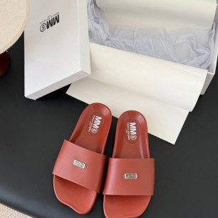 마르지엘라 타비 슬라이드