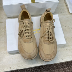 더로우 26 이른 봄 신상 스니커즈