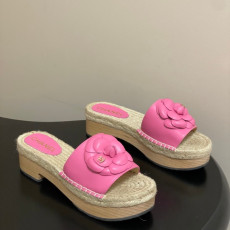 샤넬 26A 더블 C 플랫폼 뮬 샌들 4cm
