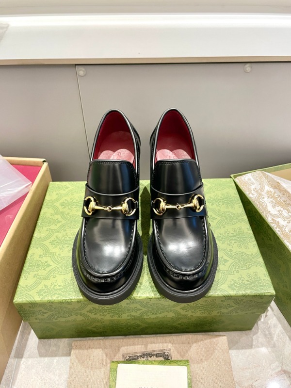 구찌 신상 홀스빗 플랫폼 로퍼 9cm