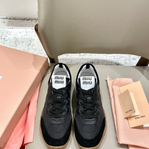 미우미우 25SS 타이어 스니커즈