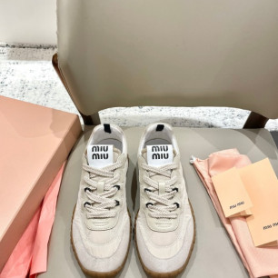 미우미우 25SS 타이어 스니커즈