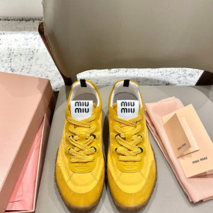 미우미우 25SS 타이어 스니커즈