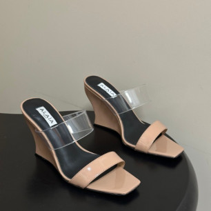 알라이아 26SS 봄 여름 신상 웨지 뮬 샌들 9.5cm