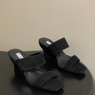 알라이아 26SS 봄 여름 신상 웨지 뮬 샌들 7cm