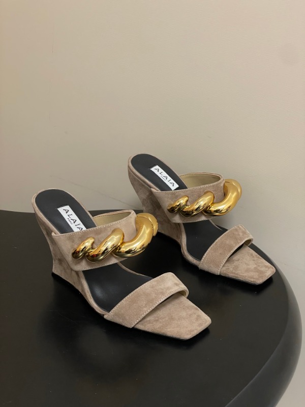 알라이아 26SS 신상 WAVE JEWEL 뮬 9.5cm