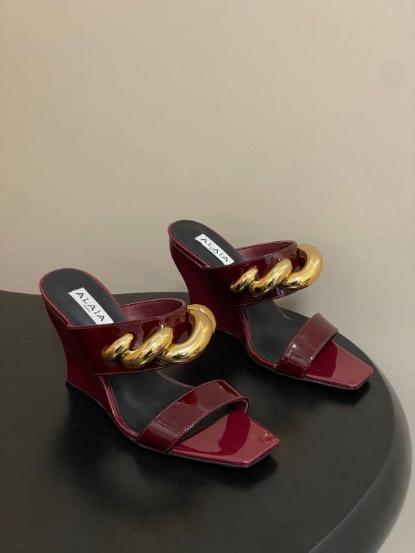 알라이아 26SS 신상 WAVE JEWEL 뮬 9.5cm