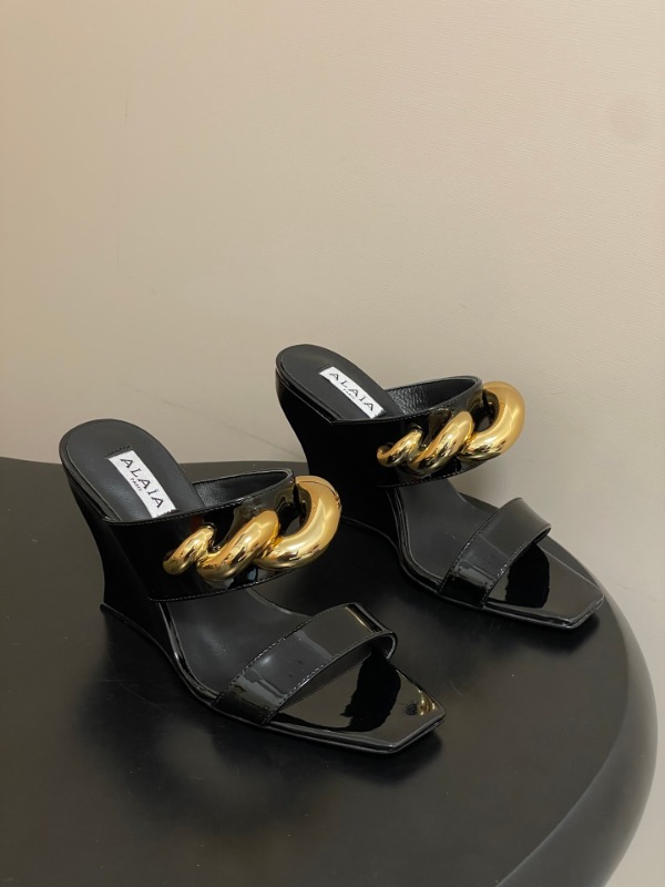 알라이아 26SS 신상 WAVE JEWEL 뮬 9.5cm