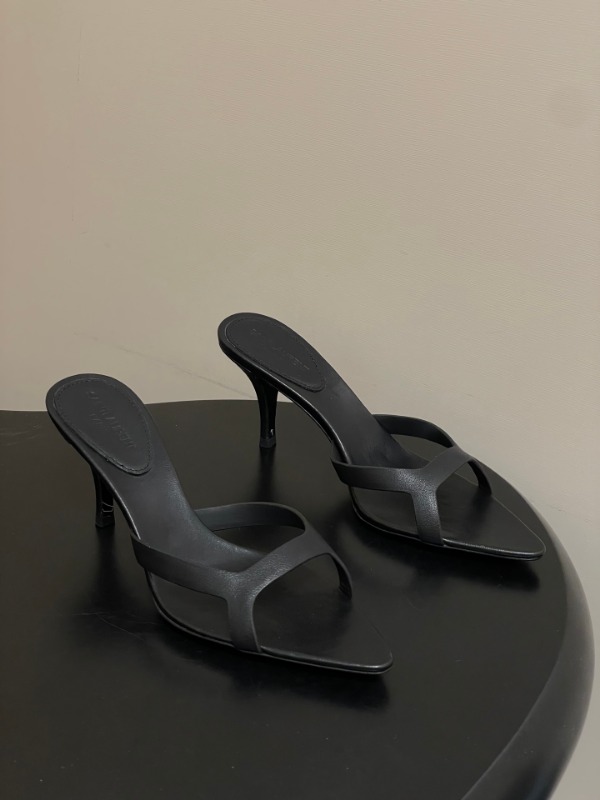 입생로랑 26S 봄 여름 신상 뮬 7.5cm
