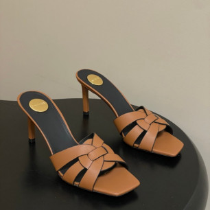 입생로랑 트리뷰트 힐 샌들 7.5cm