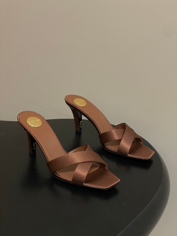입생로랑 26S 봄 여름 신상 뮬 7.5cm