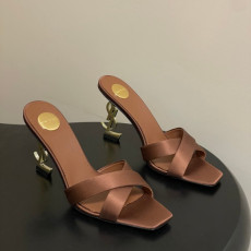 입생로랑 오피움 뮬 8.5cm
