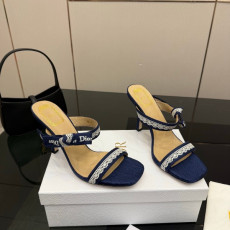 디올 26 이른 봄 신상 스트랩 힐 샌들 9.5cm