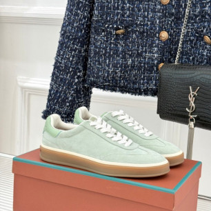 로로피아나 테니스 워크 스니커즈