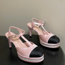 샤넬 26 신상 T스트랩 힐 샌들 8cm