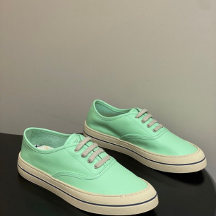 로로피아나 Nantucket Walk 스니커즈