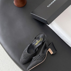 샤넬 클래식 슬링백