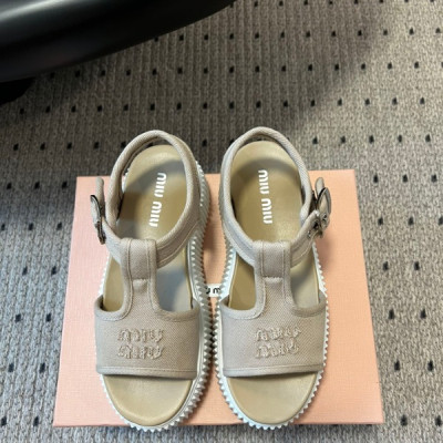 미우미우 26SS 캐주얼 캔버스 슈즈