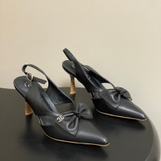 샤넬 26 봄 신상 슬링백 8.5cm
