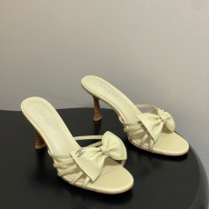 샤넬 26 신상 리본 힐 샌들 8.5cm