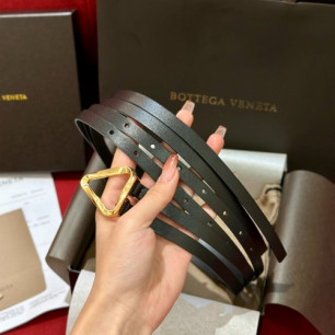 BOTTEGA VENETA 보테가 트라이앵글 더블 스트랩 벨트 709333