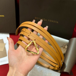 BOTTEGA VENETA 보테가 트라이앵글 더블 스트랩 벨트 709333