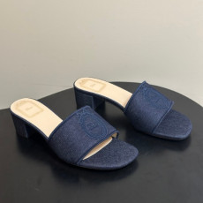 디올 메달리옹 힐 슬라이드 4.5cm
