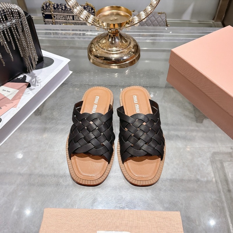 미우미우 26SS 신상 슬라이드