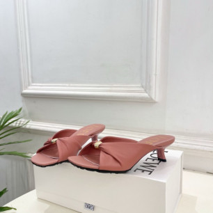 로에베 페블 힐 슬라이드 4.5cm
