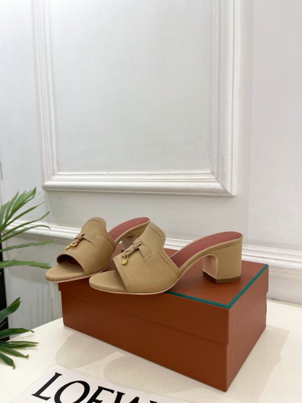 로로피아나 썸머 참스 샌들 6cm