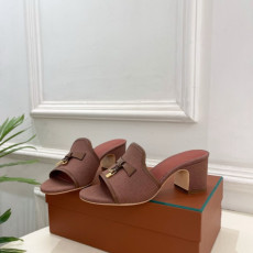 로로피아나 썸머 참스 샌들 6cm