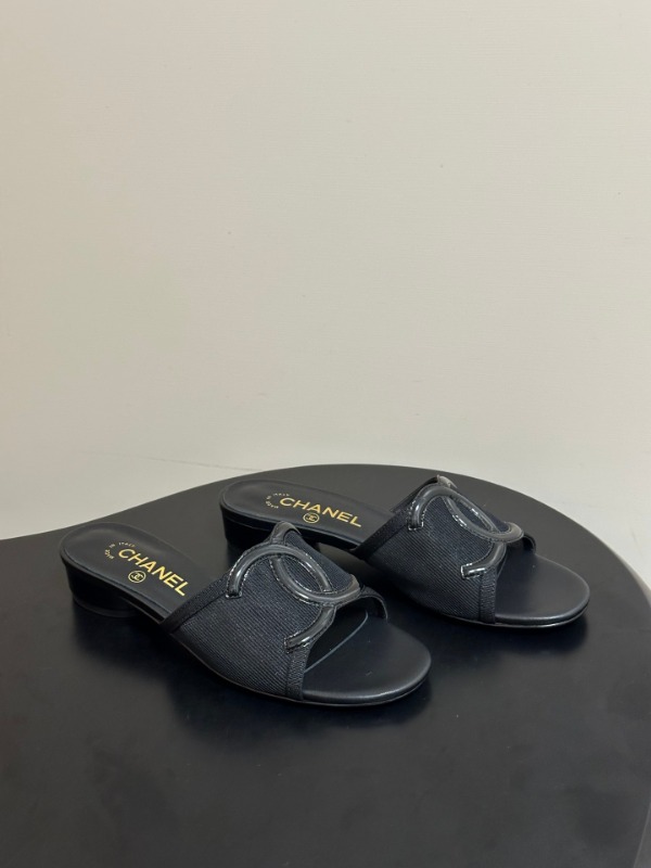 샤넬 26SS 더블C 샌들