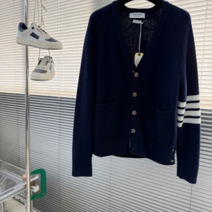 톰브라운 25FW 울 가디건