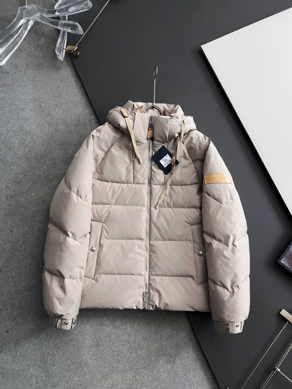 루이비통 25FW 다운 재킷