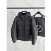 프라다 25FW 다운 재킷