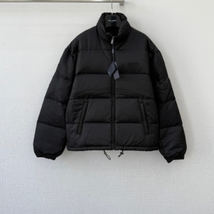 프라다 25FW 나일론 하이넥 다운 [남녀]