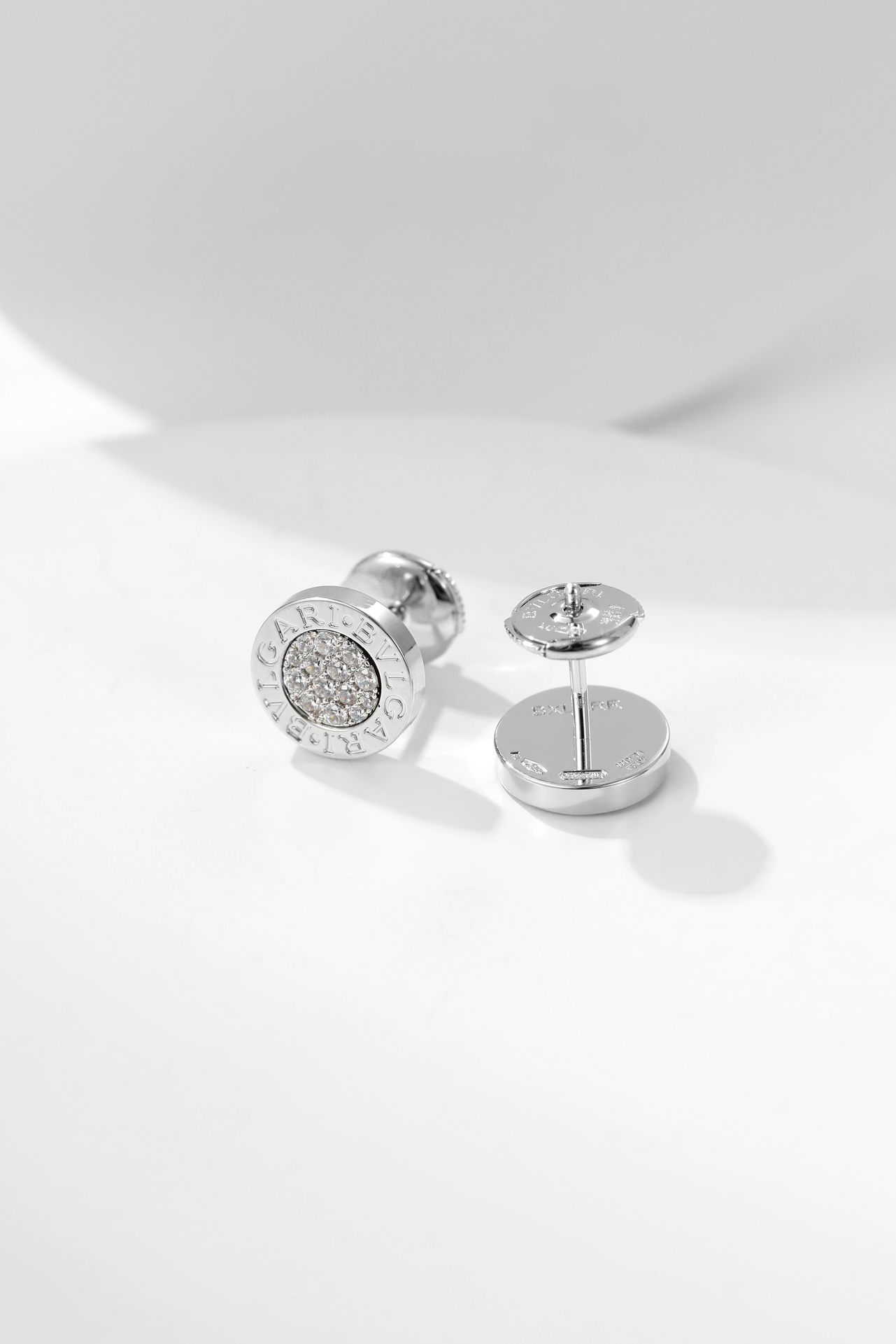 BVLGARI 스터드 이어링
