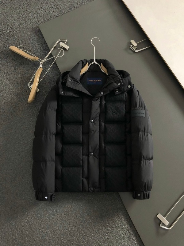 루이비통 25FW 패딩